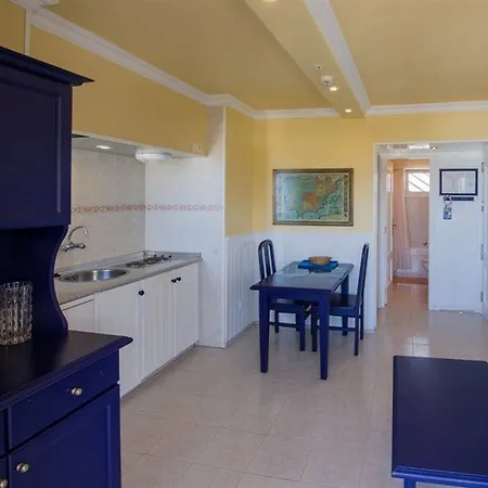 Teneguia * Puerto de la Cruz (Tenerife)