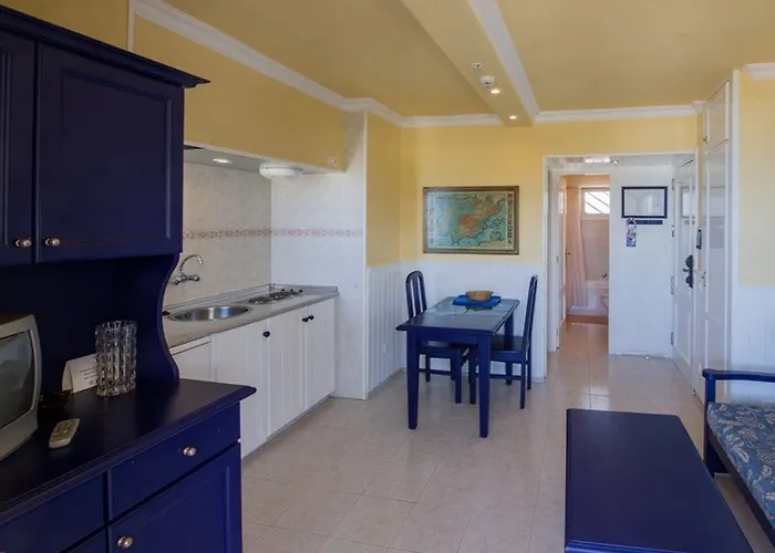 Teneguia * Puerto de la Cruz